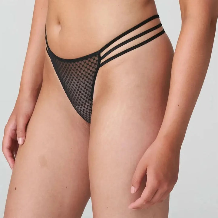 TANGA CON TIRAS GLASS BEACH NEGRO CORSETERIA SINGUERLIN