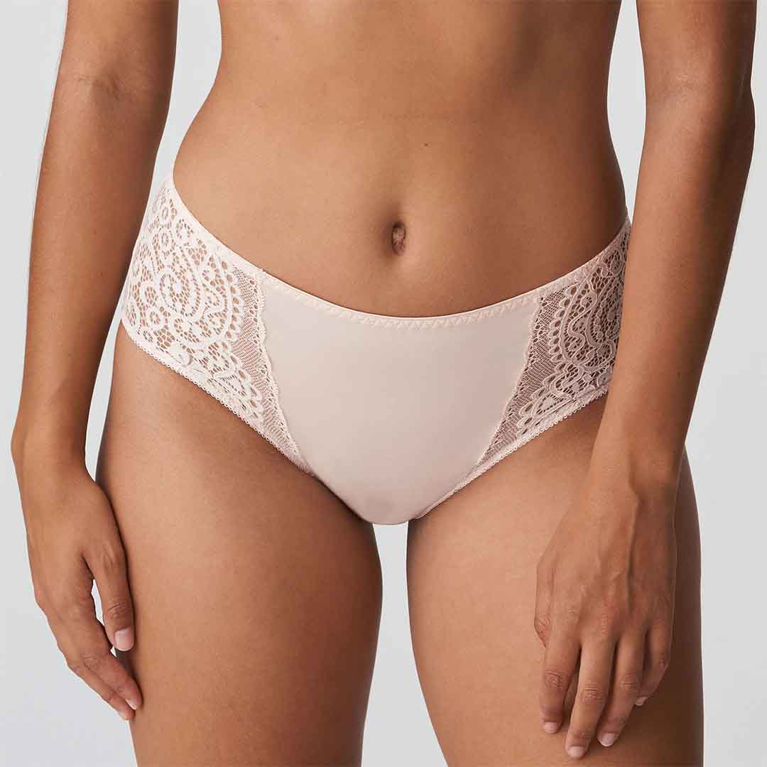 High-rise panty with lace I DO SILKY TAN 