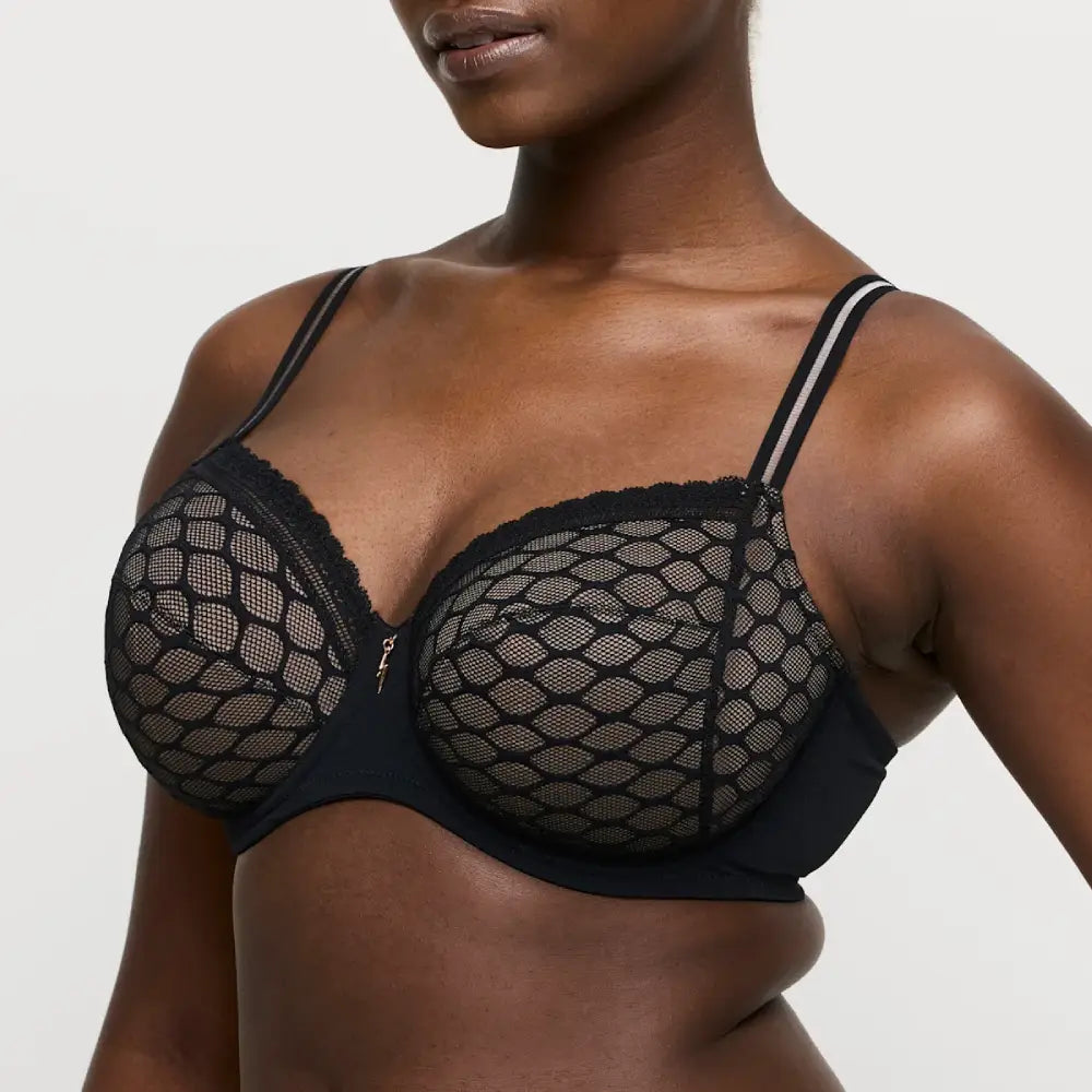 Sujetador con aros y encaje negro NAKO Corseteria Singuerlin