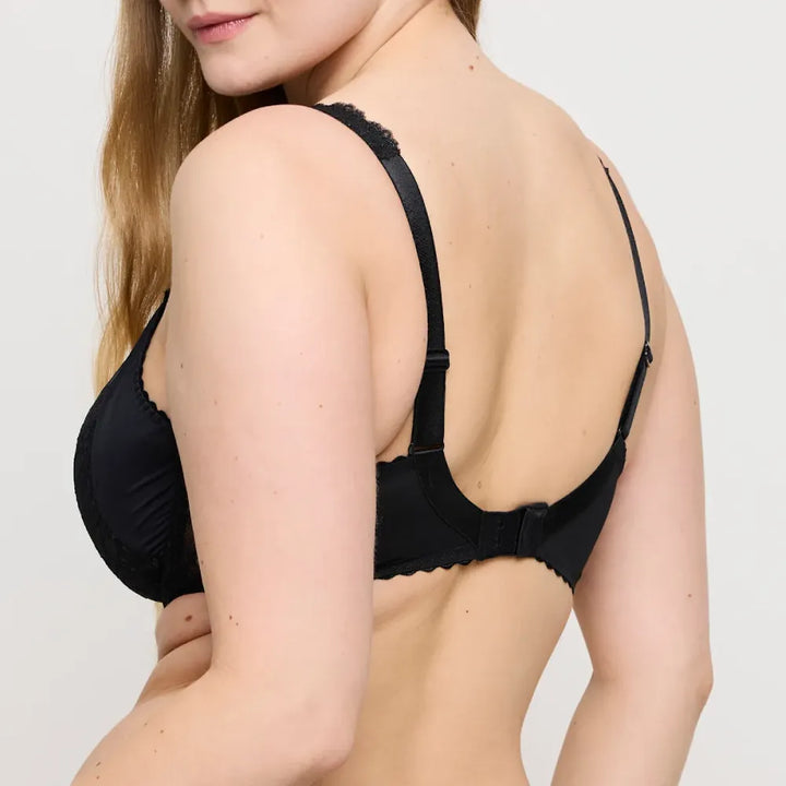 Sujetador con encaje semitransparente con aros SHIMLA Corseteria Singuerlin 