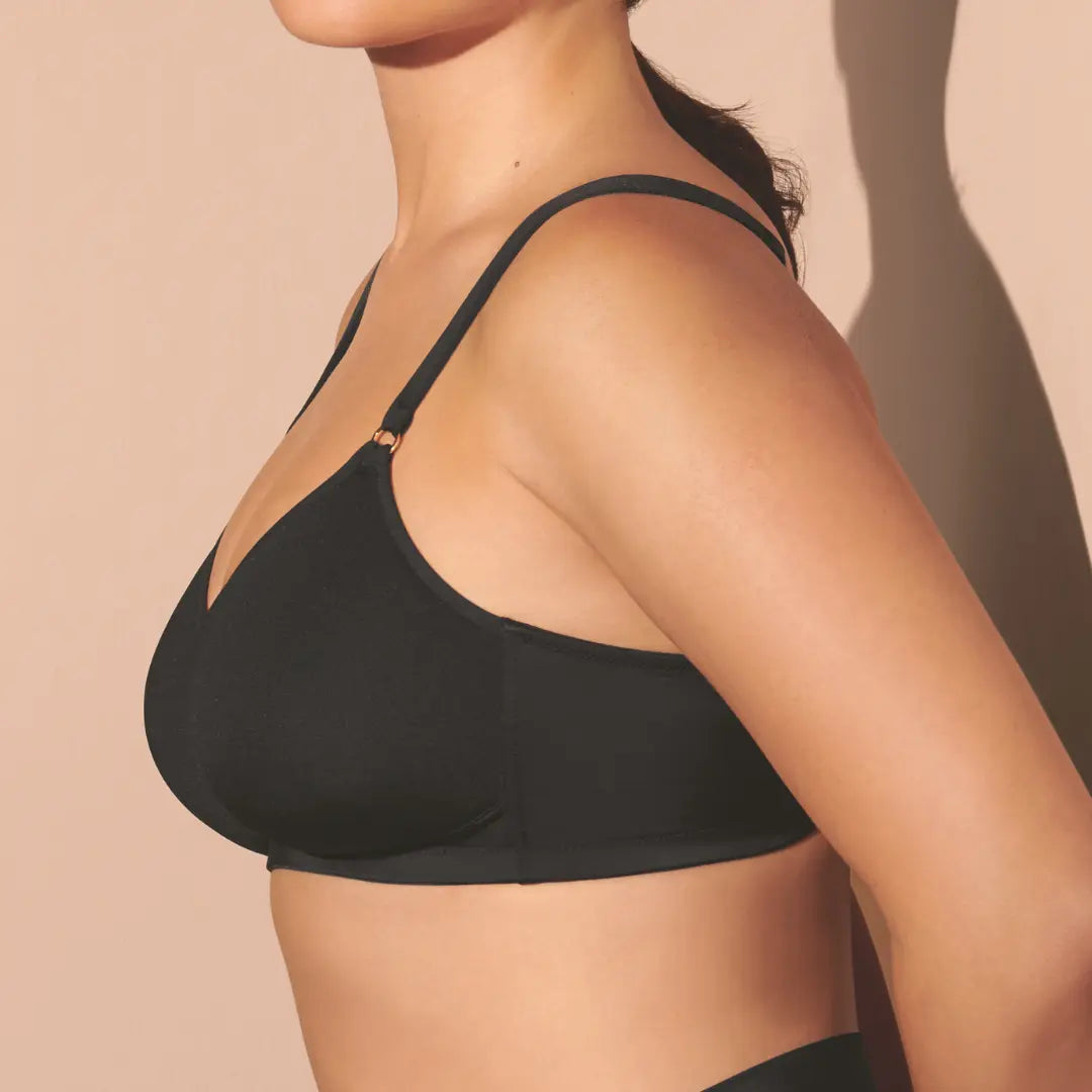 Sujetador sin aros liso copas spacer Claire