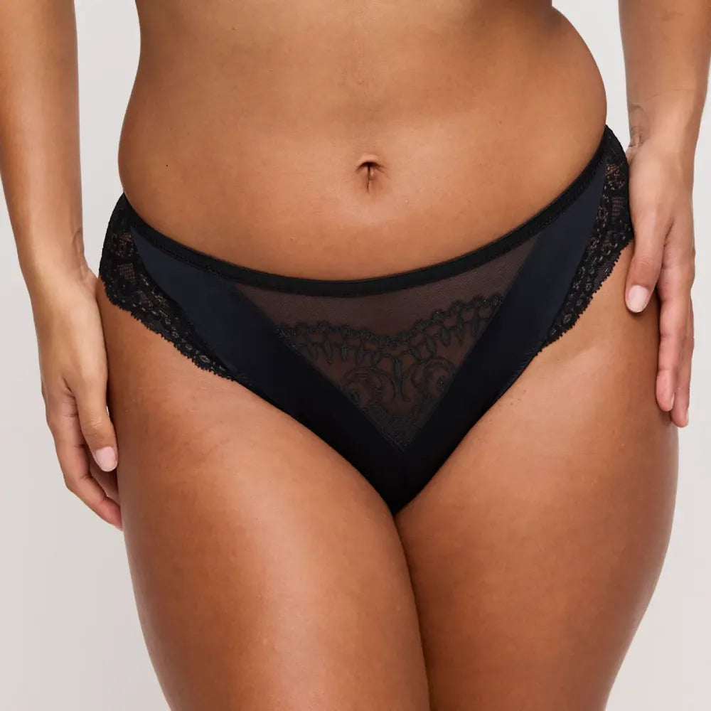 Tanga de encaje negro SHIMLA Corseteria Singuerlin